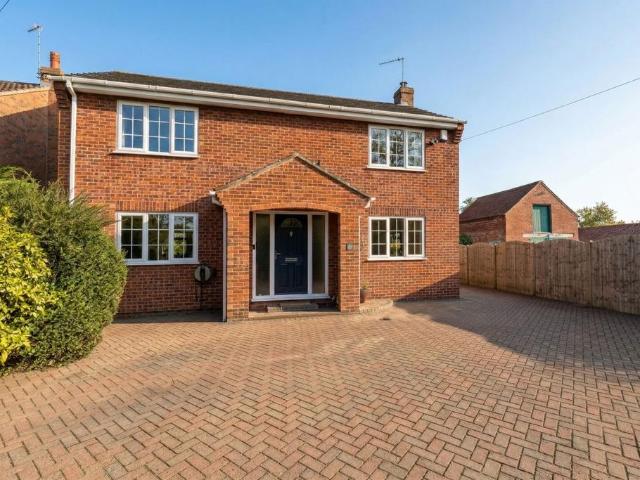 House for sale in Fishers Green, North Yorkshire