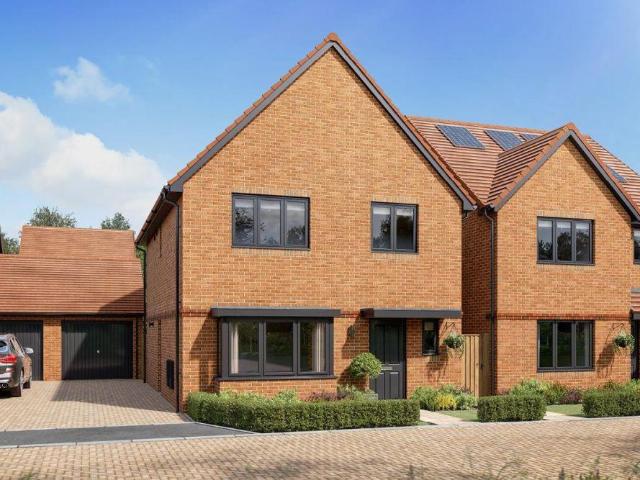 House for sale in Curbridge, Hampshire