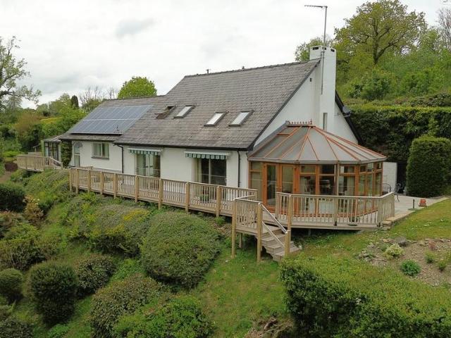 House for sale in Wales