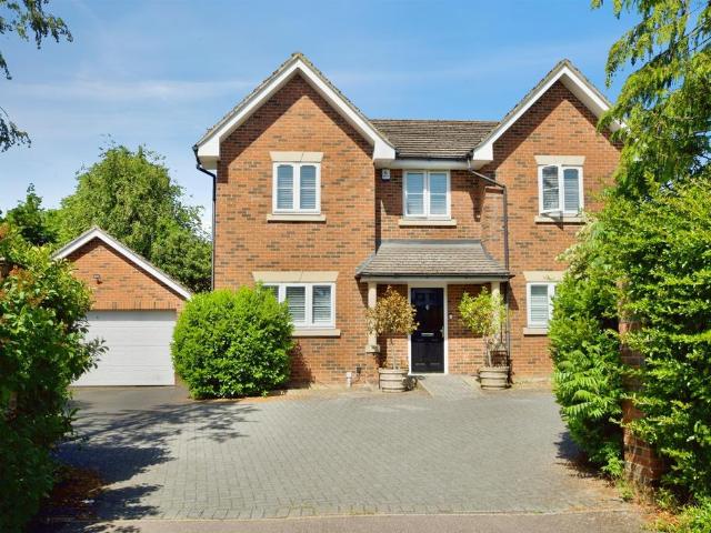 House for sale in Broxbourne, Hertfordshire
