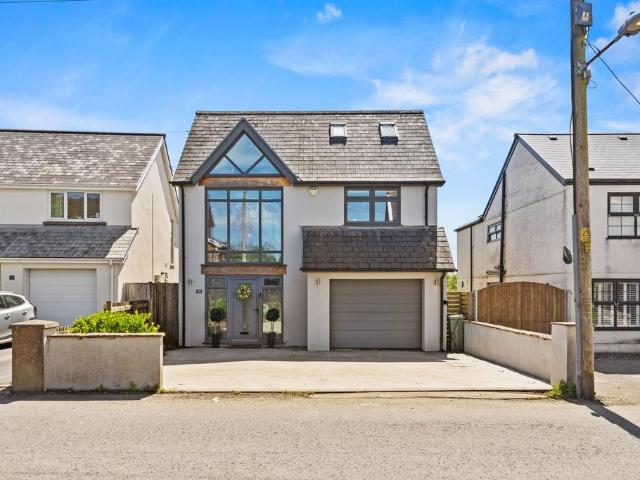 House for sale in Three Crosses, Wales
