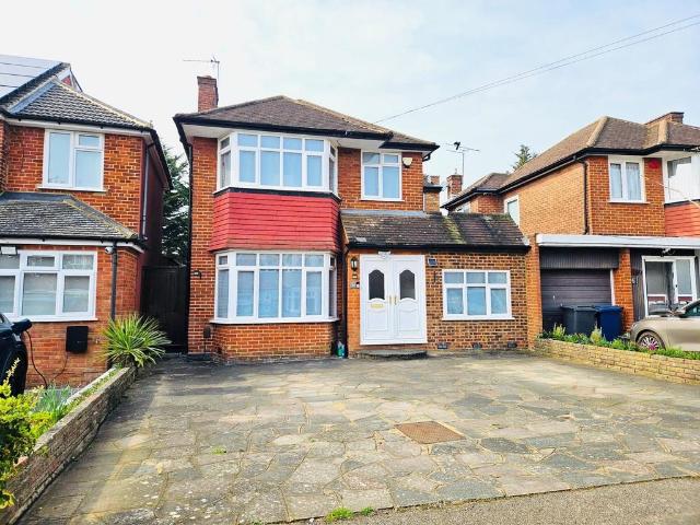 House for sale in Broadfields, Greater London