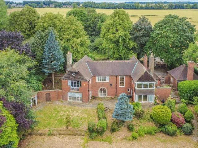 House for sale in Barwick in Elmet and Scholes, Barwick In Elmet