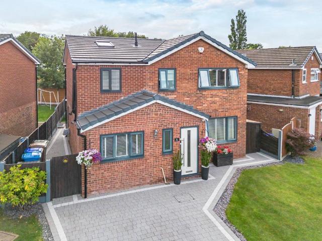 House for sale in Burnedge, Greater Manchester