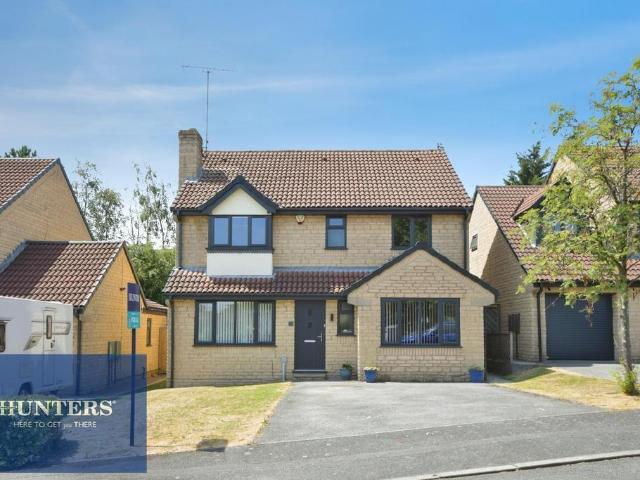 House for sale in Elmton, East Midlands