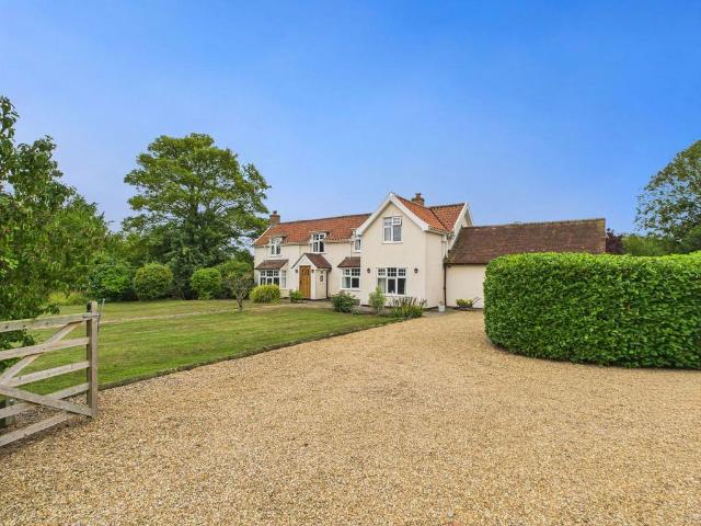 House for sale in Bedingfield, Suffolk