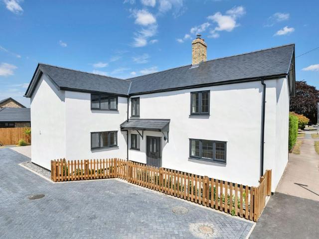 House for sale in Arrington, Cambridgeshire