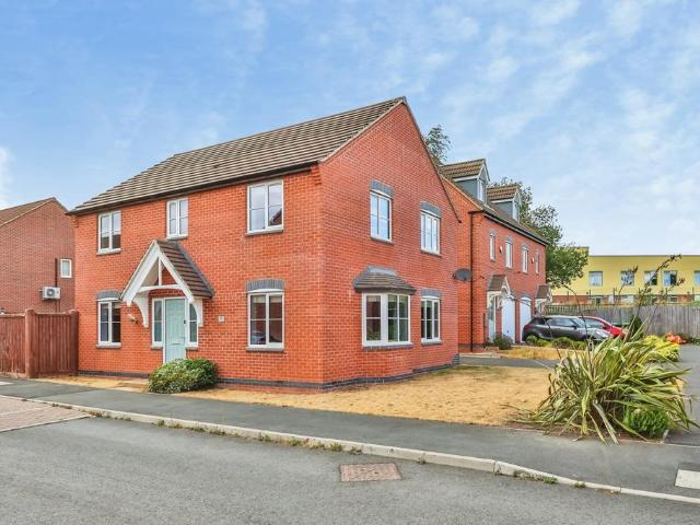 House for sale in Hucknall, East Midlands