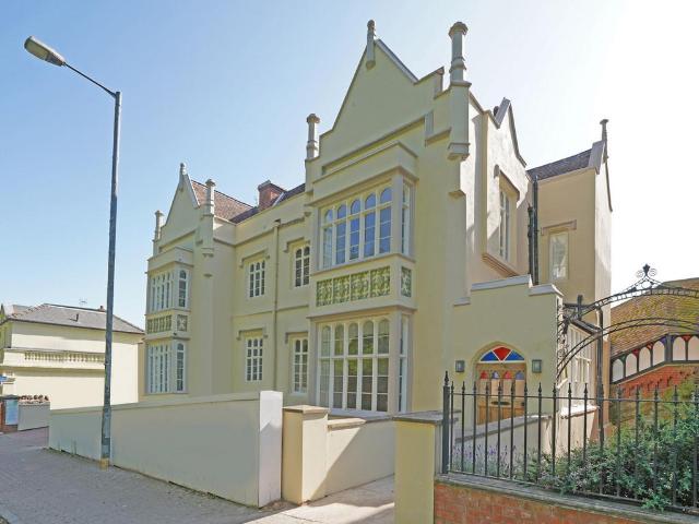 House for sale in Great Malvern, Forthampton