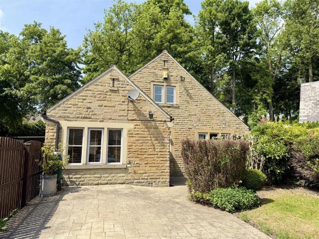 House for sale in Brookfoot, Brighouse
