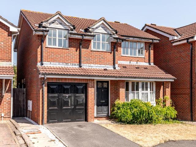 House for sale in Stoke Gifford, South Gloucestershire