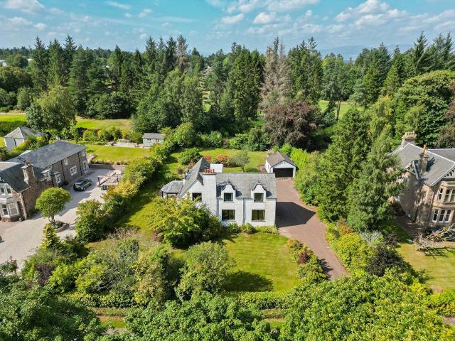 House for sale in Tullibardine, Scotland