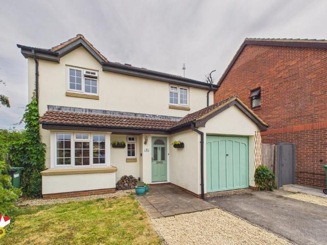 House for sale in Gloucester, Gloucestershire