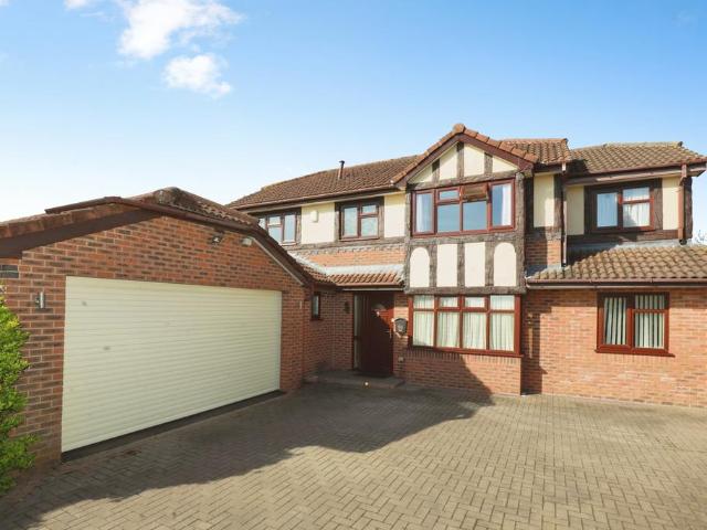 House for sale in Glebe Green, Winsford