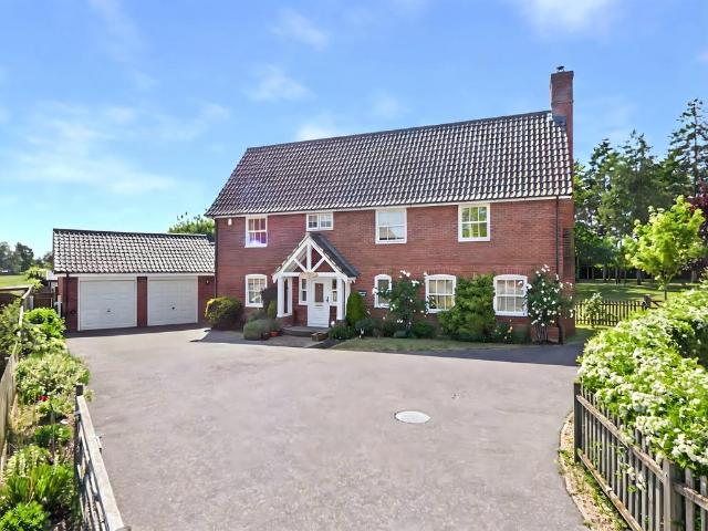 House for sale in Brockford Street, Bedingfield