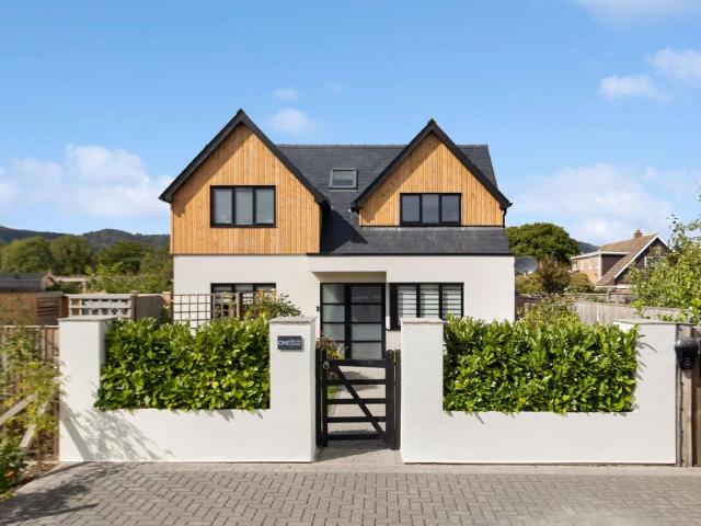 House for sale in Forthampton, Worcestershire