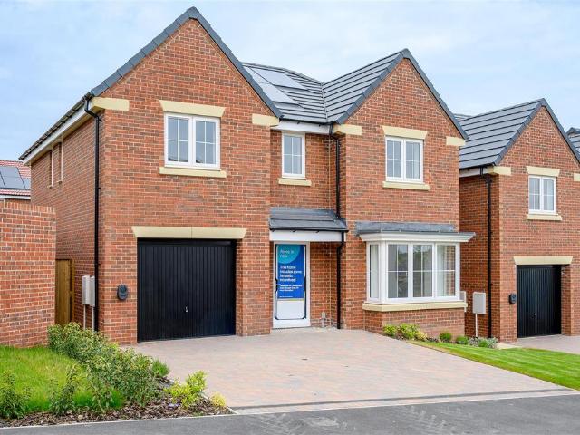 House for sale in Copmanthorpe, York