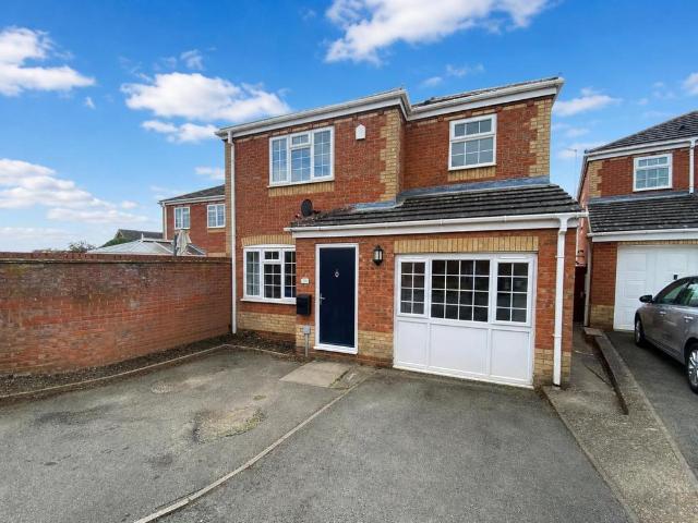 House for sale in Wootton, Northamptonshire