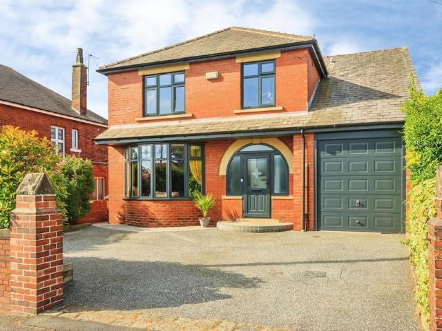 House for sale in Ossett, West Yorkshire