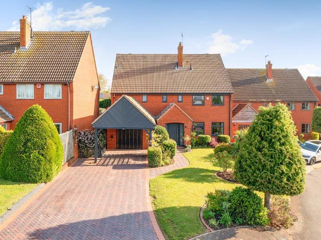 House for sale in Holt Heath, Forthampton