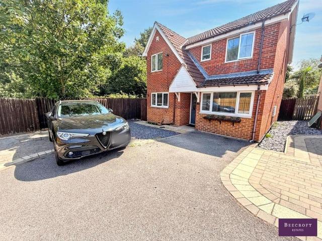 House for sale in Wombwell, South Yorkshire
