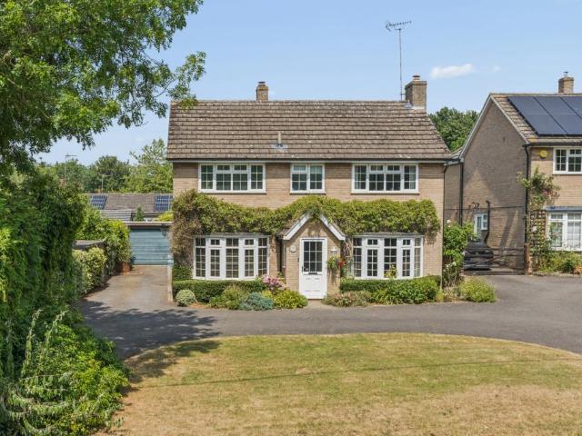 House for sale in Shutlanger, Northamptonshire