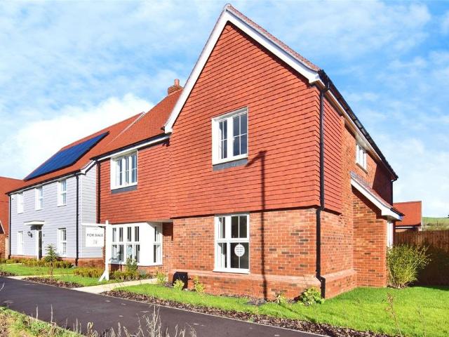 House for sale in Midway, Kent
