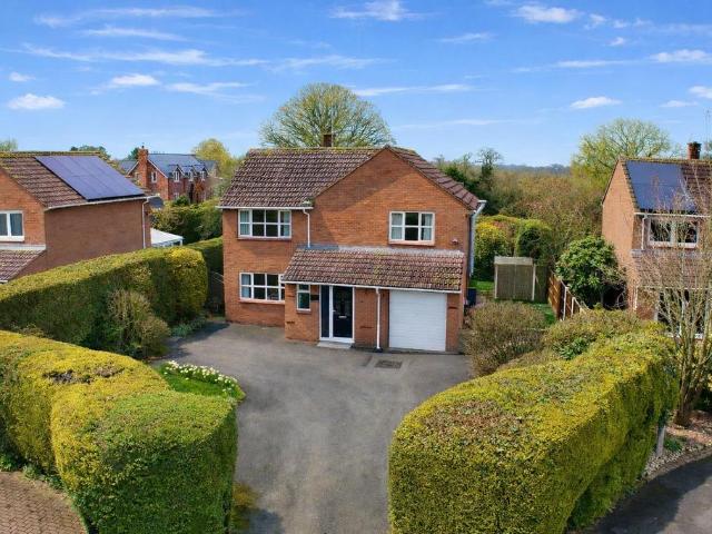 House for sale in Maesbury Marsh, Shropshire