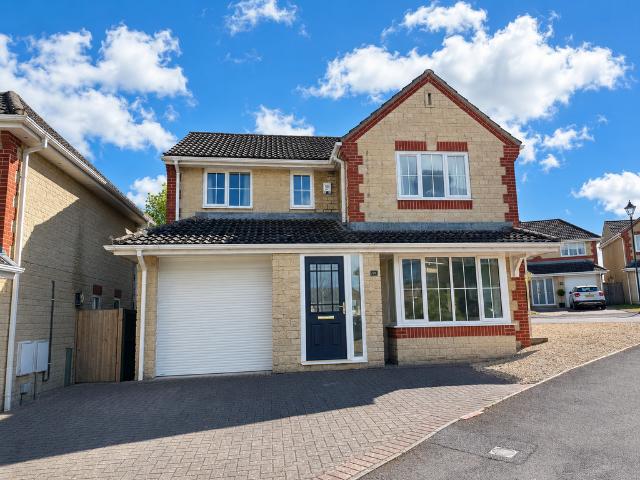 House for sale in Lydiard Millicent, Wiltshire