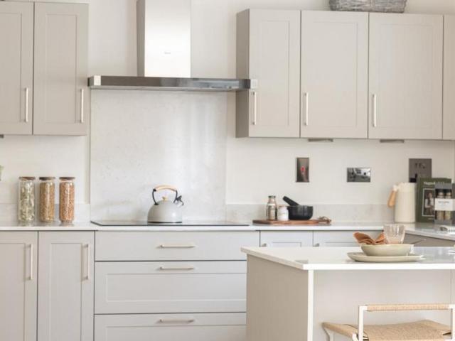 House for sale in Sandown Park, Kent