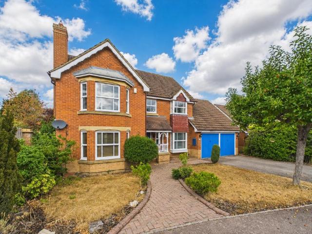 House for sale in Binfield