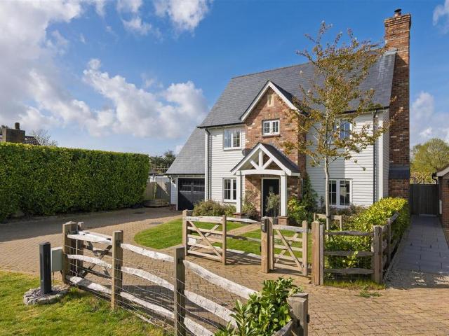 House for sale in The Bridge, Kent