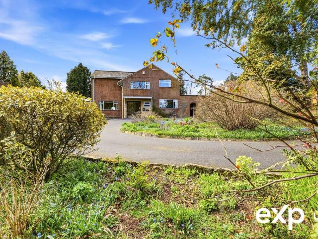 House for sale in Gedling, East Midlands