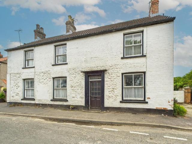 House for sale in Burton Fleming, East Riding Of Yorkshire