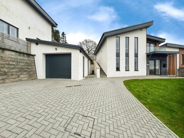 House for sale in Llanedi, Fforest