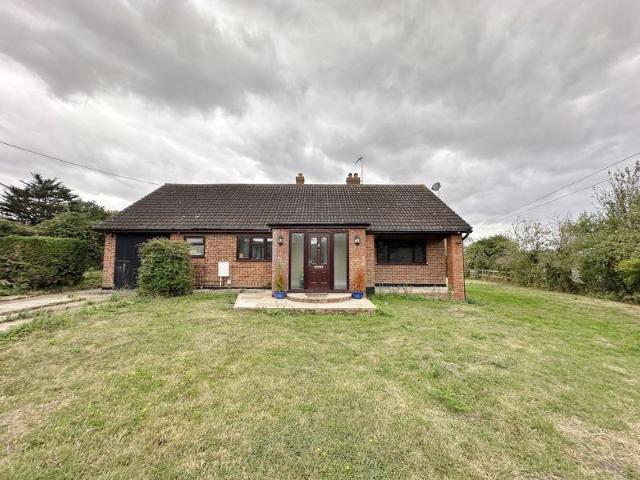 House for sale in Stanford-le-hope, Essex