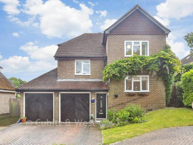 House for sale in Perryfields, West Sussex