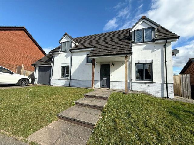 House for sale in Pembroke Dock, Wales