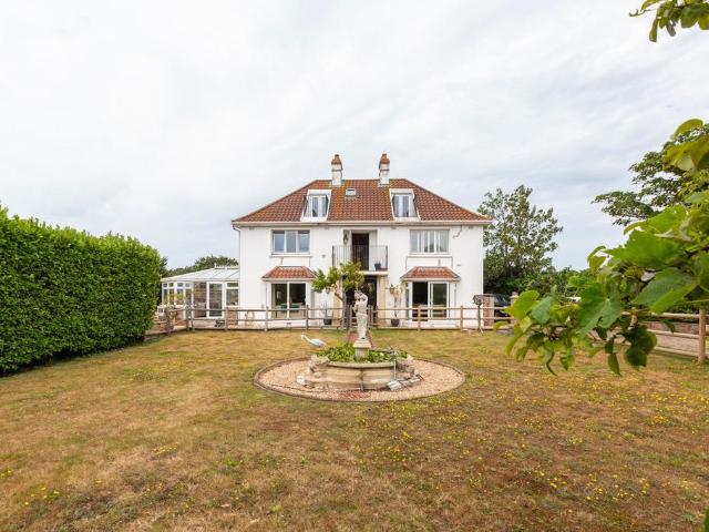 House for sale in Chalfont St. Peter, Denham