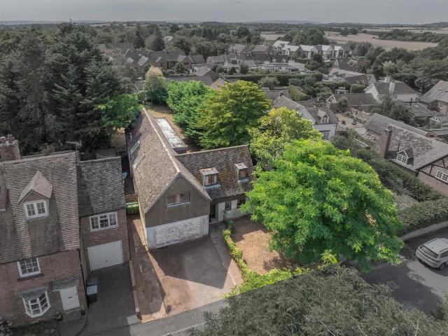 House for sale in Alderminster, Warwickshire