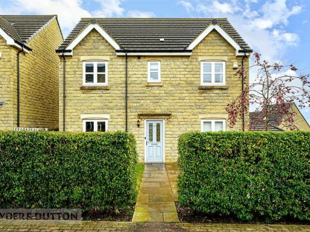 House for sale in Lindley, Kirklees