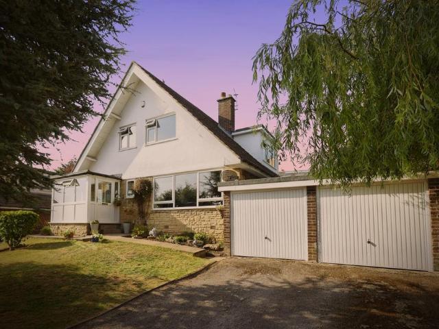 House for sale in Baildon