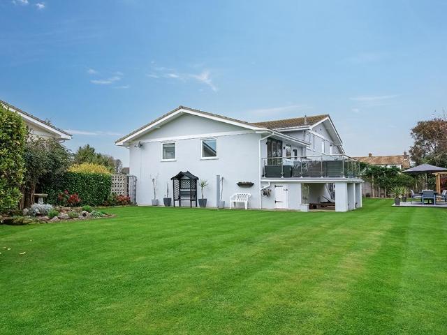 House for sale in Rose Green, Clapham