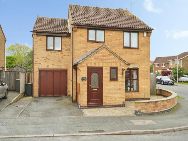 House for sale in Ibstock, Leicestershire