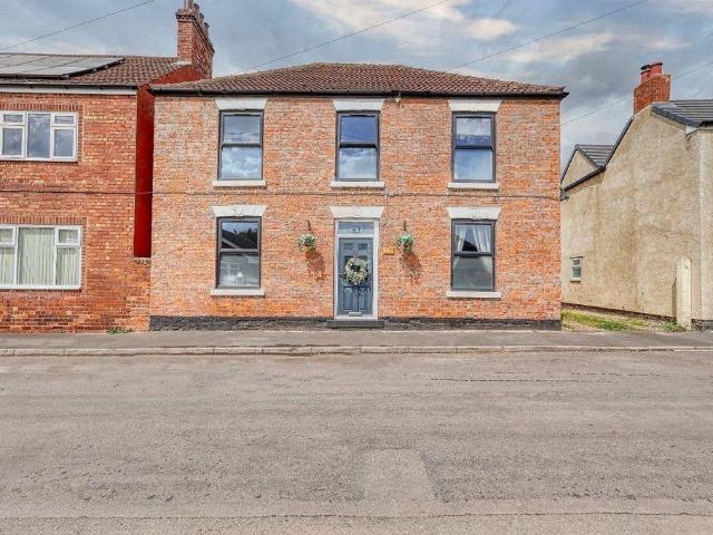 House for sale in Newbigg, Crowle