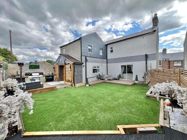 House for sale in Crook