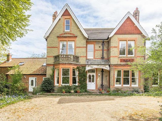 House for sale in Comers, Norfolk