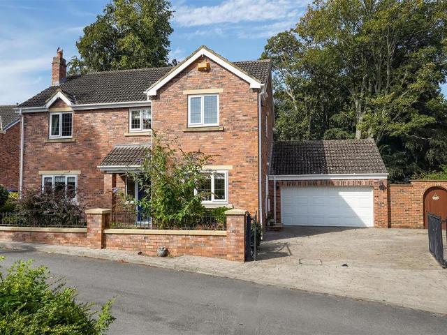 House for sale in Hummersknott, Darlington