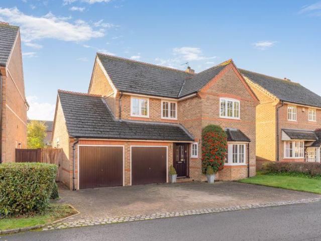House for sale in Evershot, Oxfordshire