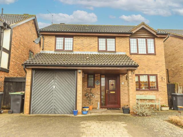 House for sale in Glenvale Park, Wellingborough